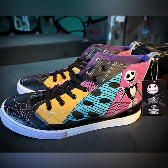 Disney Shoes - Disney NWT Nightmare Before Christmas Canvas Ankle High Top Sneakers (SH023)